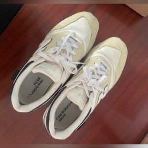 Pale yellow new balance dad sneaker